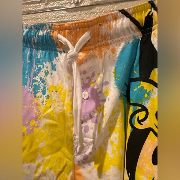 NWT Disney Parks Mickey and Friends Goofy & Max Splatter Paint Short XS M XL - Picture 4 of 7
